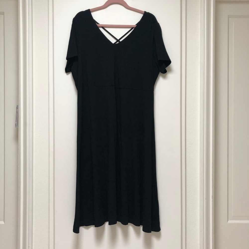 Vince Camuto V-Neck Dress with Back Cross Detail